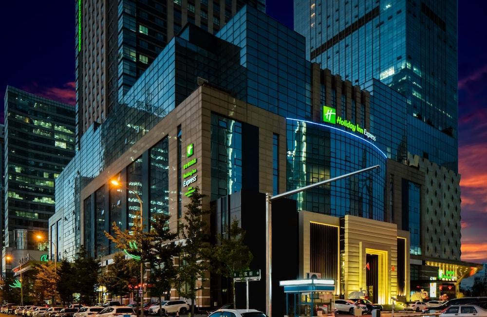 Holiday Inn Express Shenyang North Station By Ihg מראה חיצוני תמונה