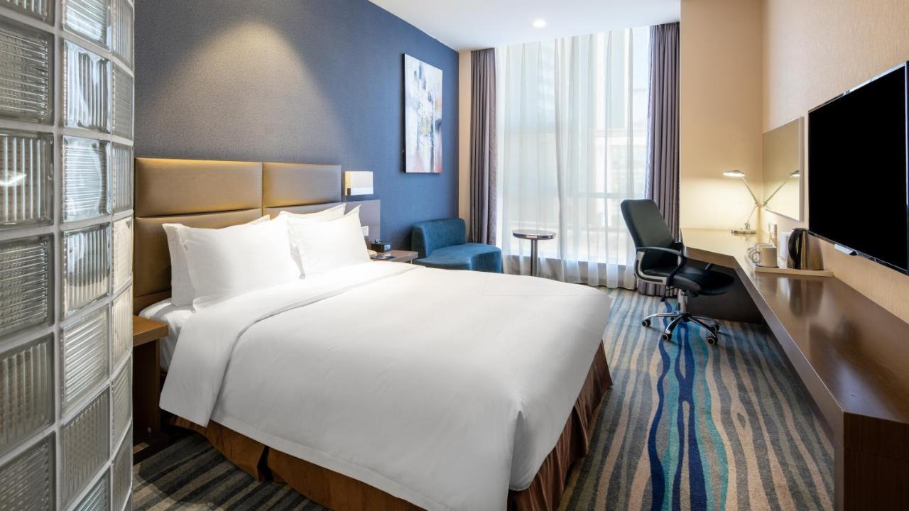 Holiday Inn Express Shenyang North Station By Ihg מראה חיצוני תמונה