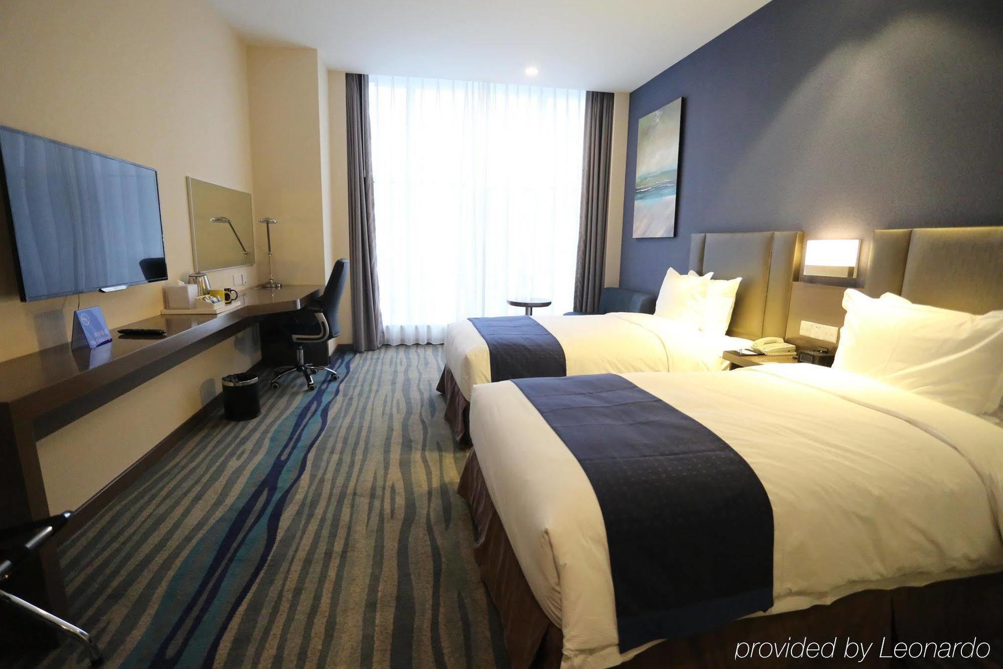 Holiday Inn Express Shenyang North Station By Ihg מראה חיצוני תמונה